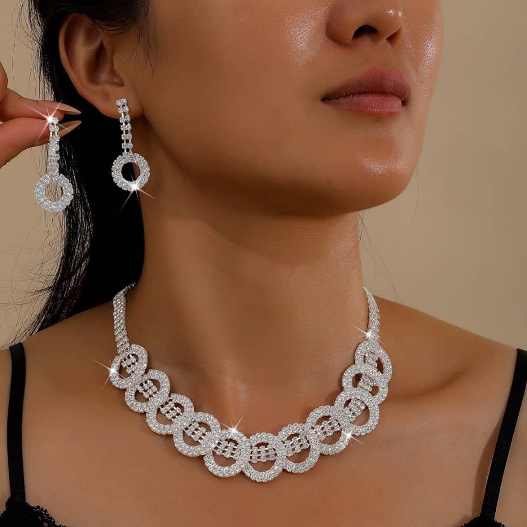 Silver "Amore" Heart Jewelry Set – Matching Station Necklace & Drop Earrings