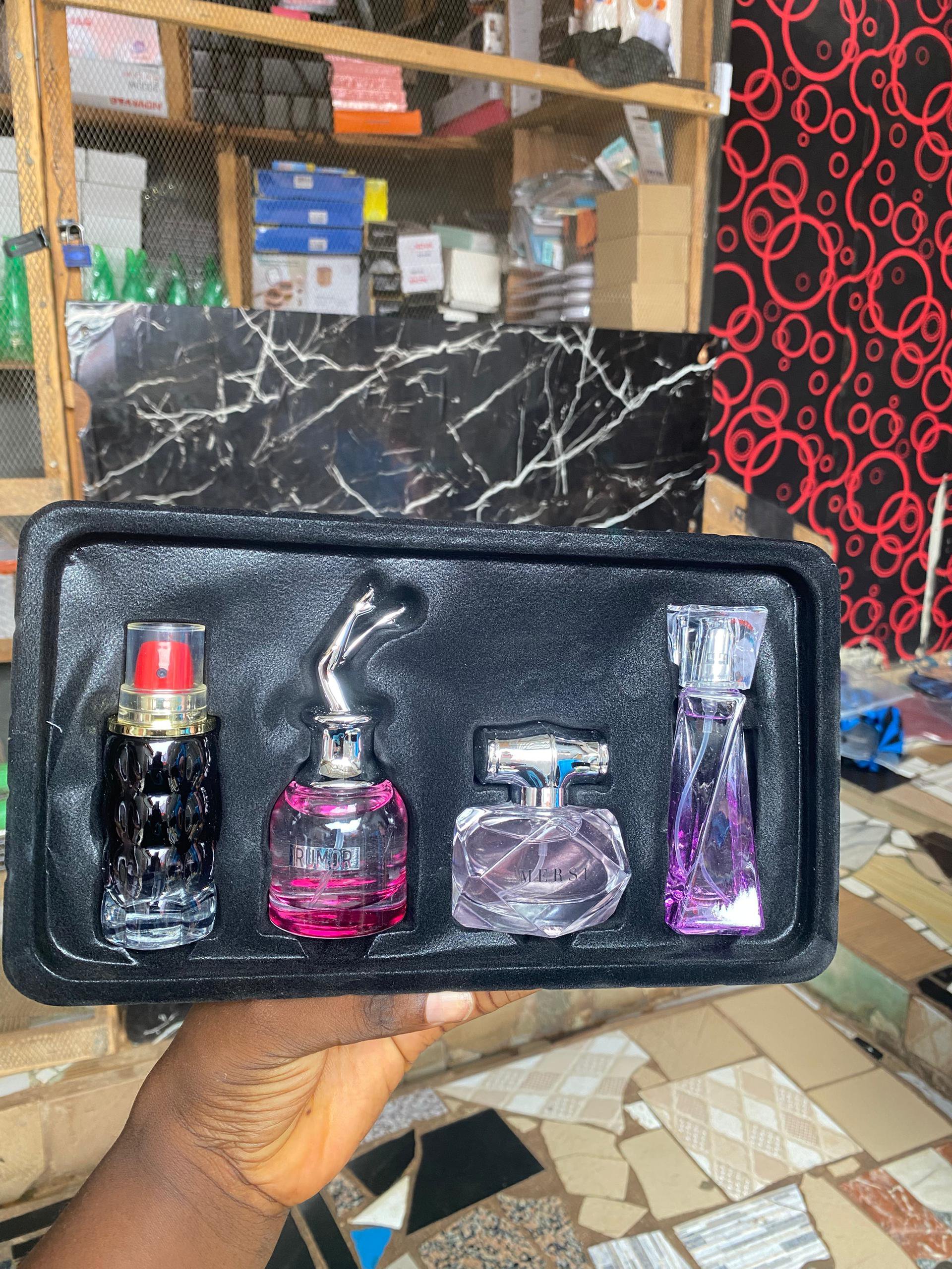 Royal Gala 4-Piece Miniature Fragrance Discovery Set for Women