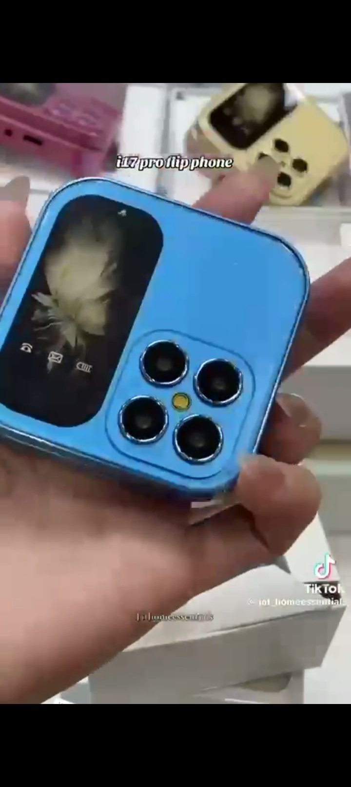 🌟 NEW UPGRADE: i17 Pro Mini Foldable Flip Phone 🌟