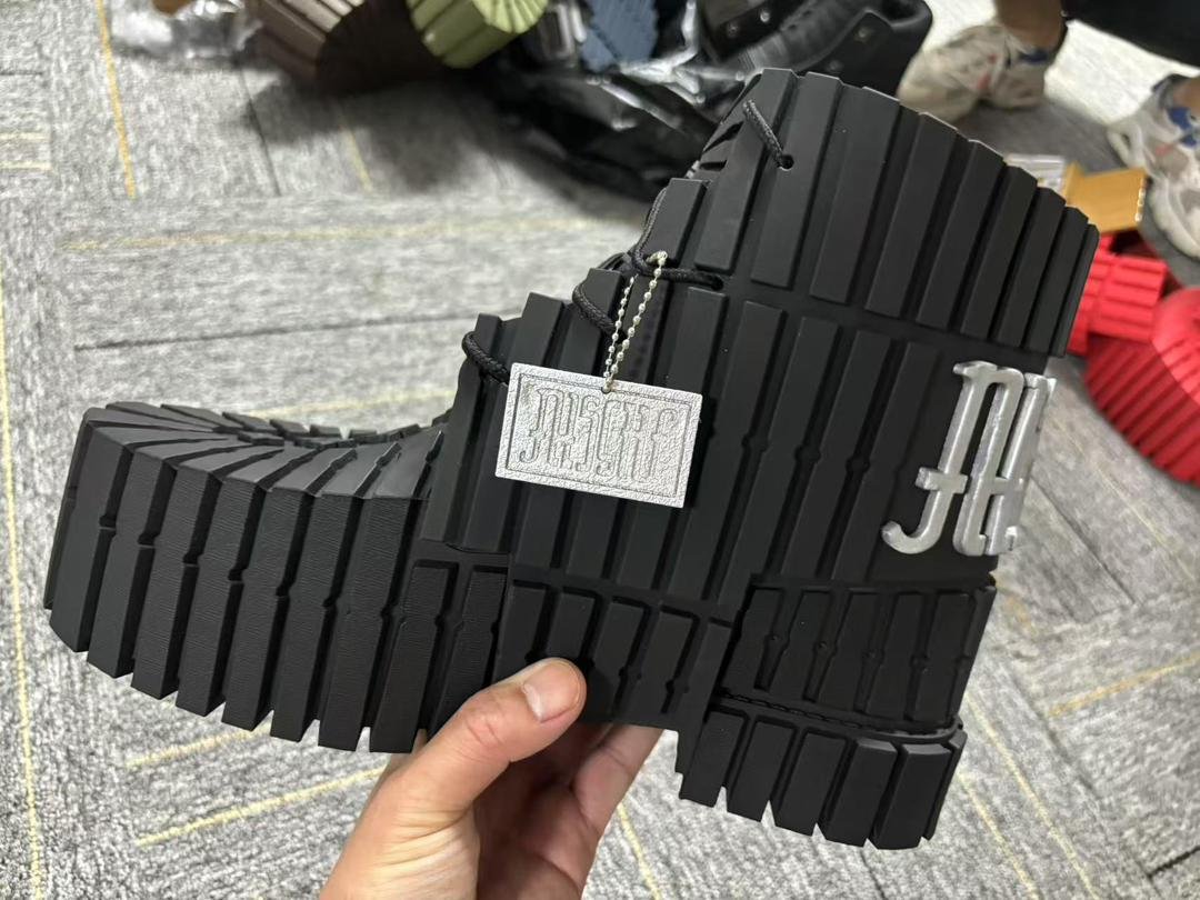 🥾 REIMAGINING A CLASSIC: Timberland 3D Sculpted Ribbed Boots 🥾