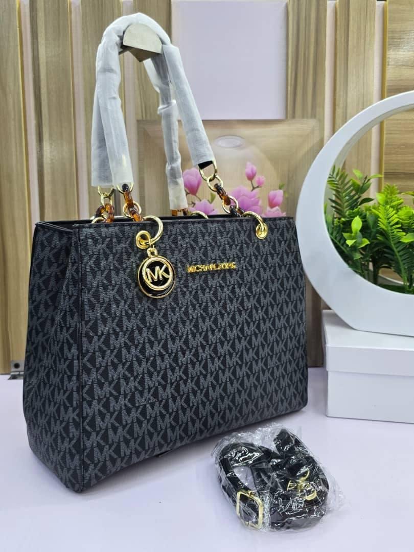 Miss Mk Luxury Tote – Elegant Textured Handbag