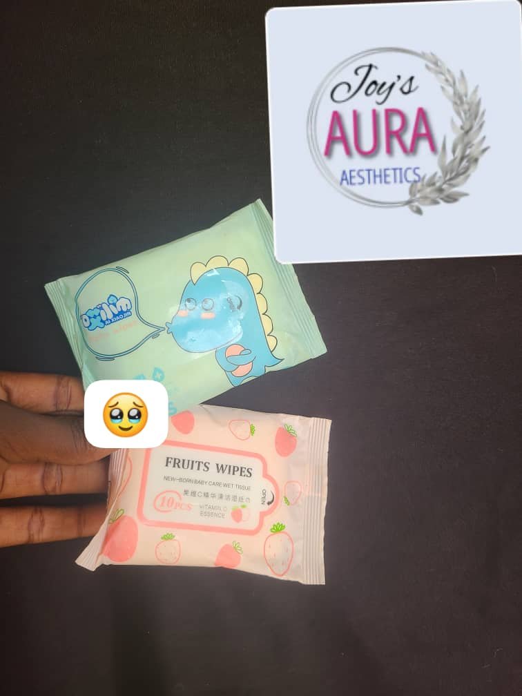 🍓 POCKET-SIZED FRESHNESS: Mini Fragrance Wet Wipes 🦖