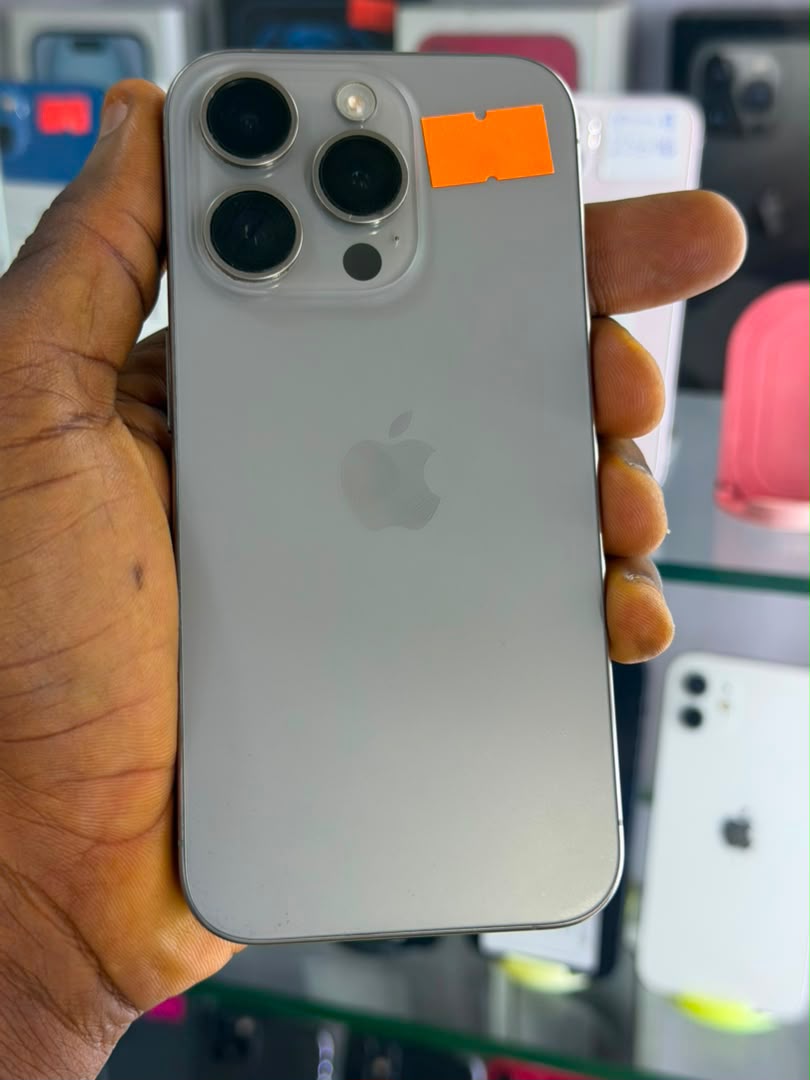 iPhone 15 Pro | 128GB | Natural Titanium